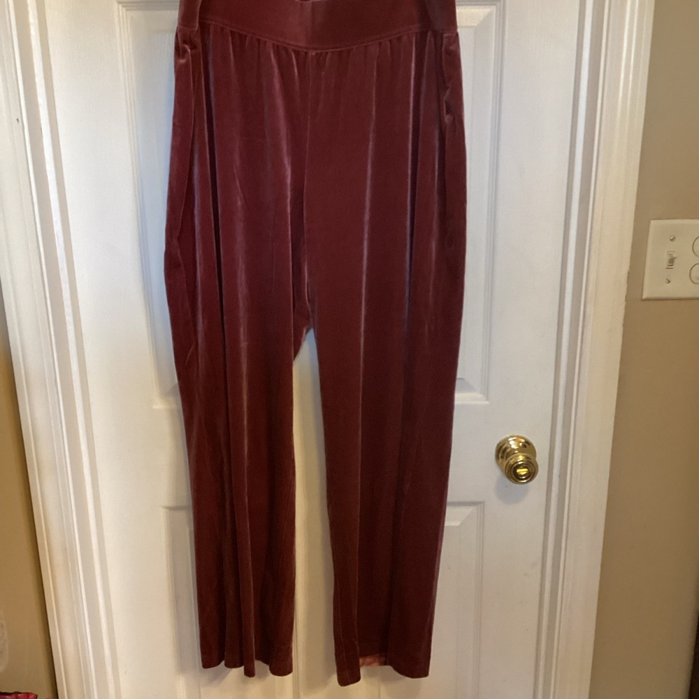 Lands' End Velvet Wide-Leg Pants in Burgundy NWT